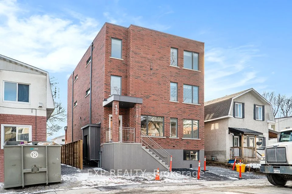 158 Laval Street N Unit # 4, Vanier and Kingsview Park, ON K1L 7Z4