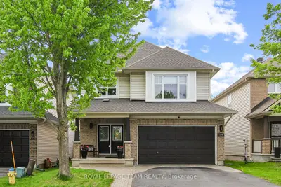 Detached in Barrhaven