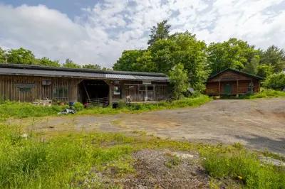 Detached in Seguin