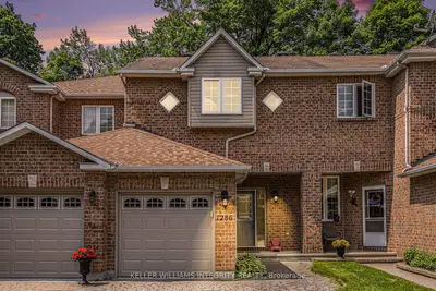 Att/Row/Townhouse in Cyrville - Carson Grove - Pineview