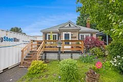 180 Tabor Avenue, Vanier and Kingsview Park, ON K1L 7J4