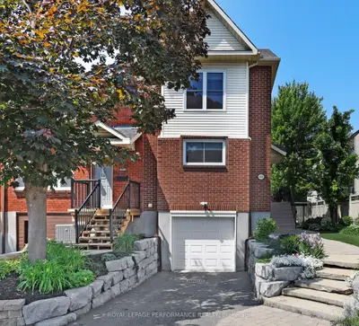 Att/Row/Townhouse in Westboro - Hampton Park