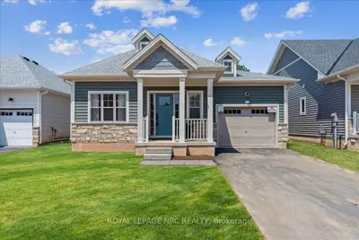 Detached in Fort Erie