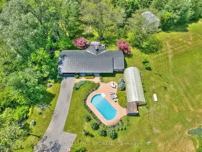 Detached in Pelham