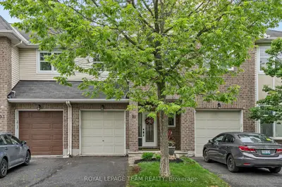 Att/Row/Townhouse in Barrhaven
