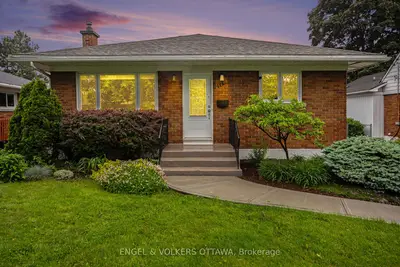 Detached in Alta Vista and Area