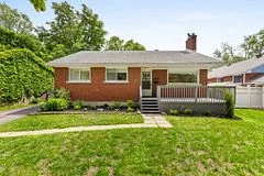 Detached in Alta Vista and Area