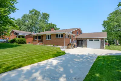 Detached in Huron-Kinloss