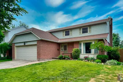Detached in Waterloo