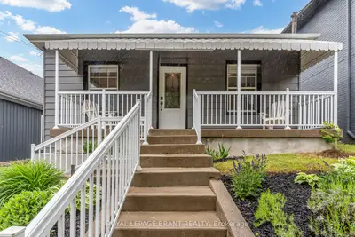 Detached in Brantford