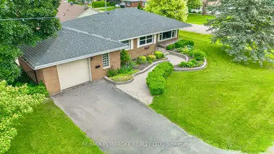 Detached in Pembroke