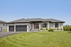 7085 Still Meadow Way, Greely - Metcalfe - Osgoode - Vernon and Area, ON K4P 1B8