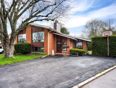 Detached in Kingston
