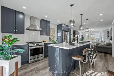 Detached in Guelph