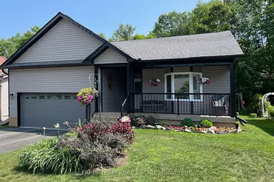 Detached in Gravenhurst