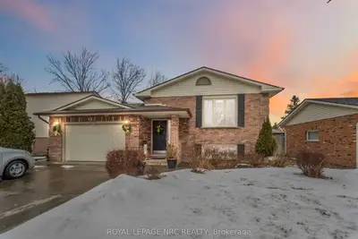Detached in Welland