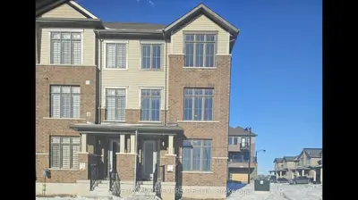 Att/Row/Townhouse in Cambridge