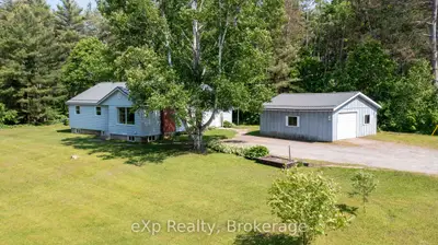 Detached in Seguin