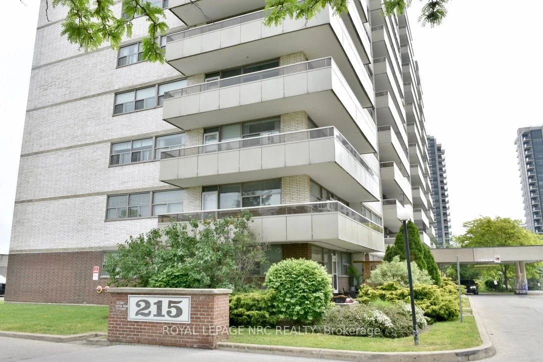 215 Glenridge Avenue 810, St. Catharines, ON L2T 3J7