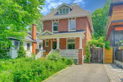 Detached in Carlingwood - Westboro and Area