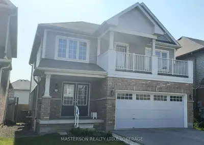 Detached in Niagara Falls