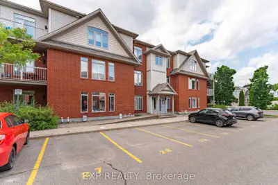 Condo Apartment in Vanier and Kingsview Park