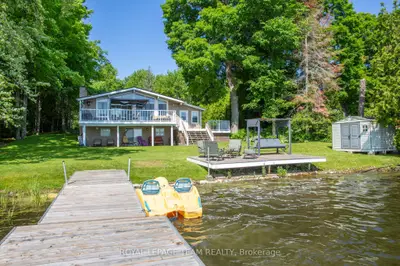 Detached in Frontenac