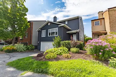Detached in Hunt Club - Windsor Park Village and Area