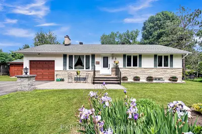 Detached in Blossom Park - Airport and Area