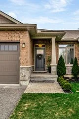 Att/Row/Townhouse in Belleville
