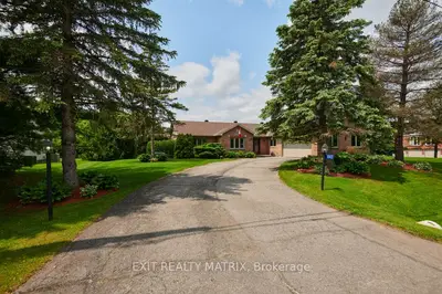 Detached in Orleans - Cumberland and Area