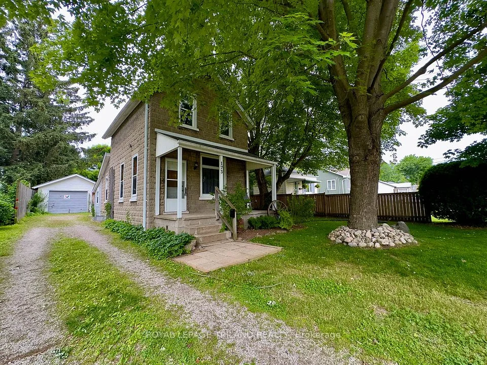 173 Centre Street E, Strathroy-Caradoc, ON N7G 1T3