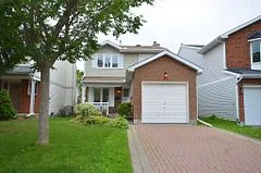 42 Saddle Crescent, Hunt Club - South Keys and Area, ON K1G 5L4