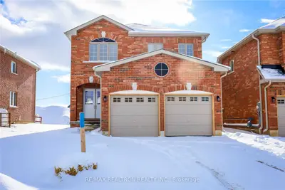 Detached in Kawartha Lakes