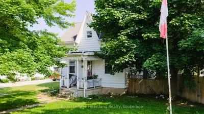 Detached in Bluewater