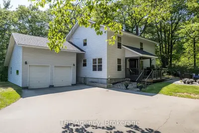 Detached in Bracebridge