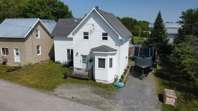 Detached in West Nipissing
