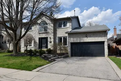 Detached in Hamilton
