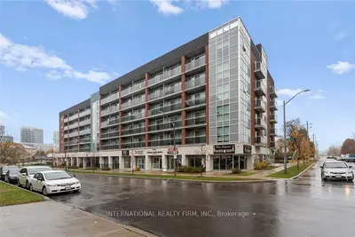 Condo Apartment in Waterloo