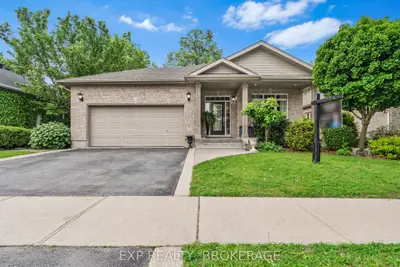 Detached in Kingston