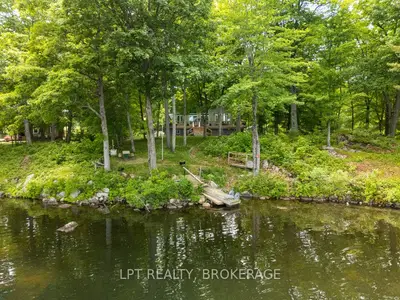 Detached in Frontenac