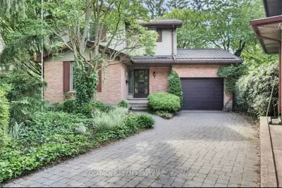 Detached in London North