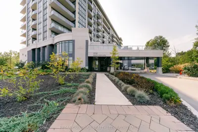 Condo Apartment in Niagara Falls