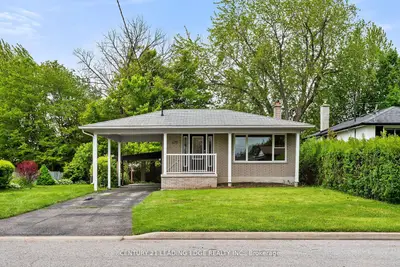 Detached in Cobourg