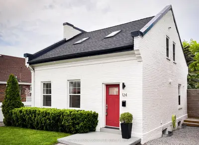 Detached in Hamilton