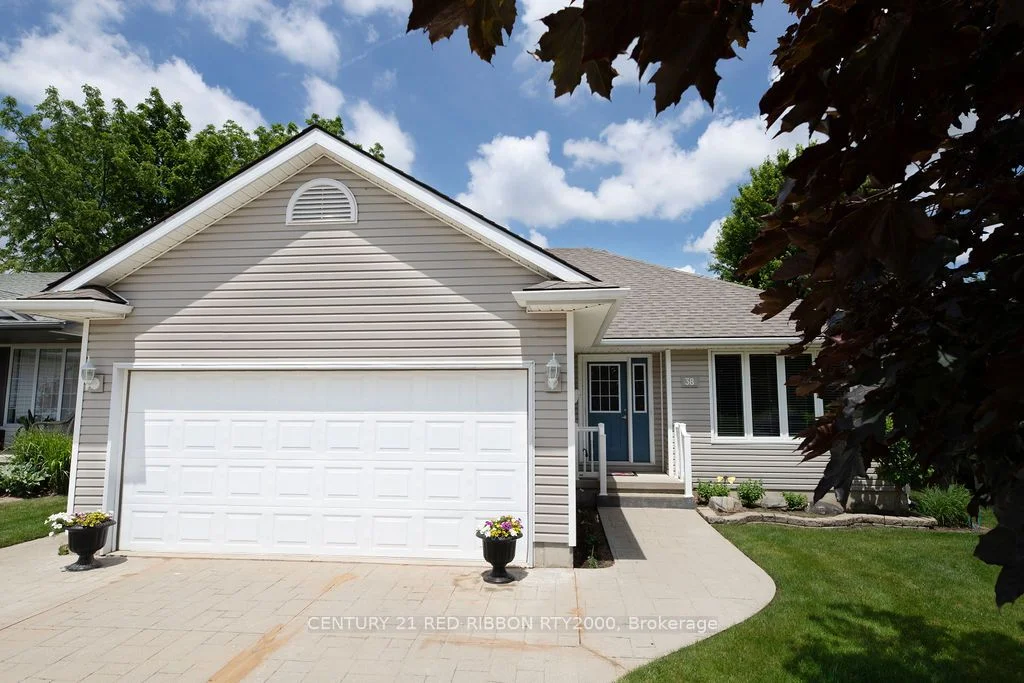 38 Bella Street, Strathroy-Caradoc, ON N7G 1C4