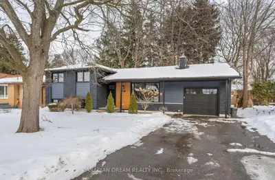 Detached in London North
