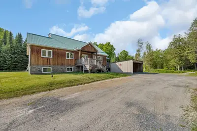 Detached in Lanark Highlands