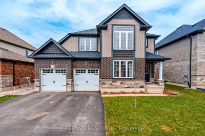 Detached in Stratford