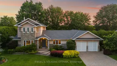 Detached in Blossom Park - Airport and Area